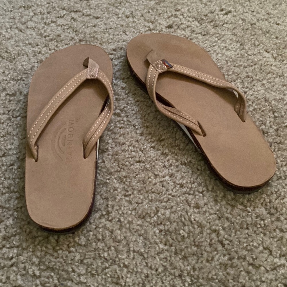 Tan Rainbow Sandals